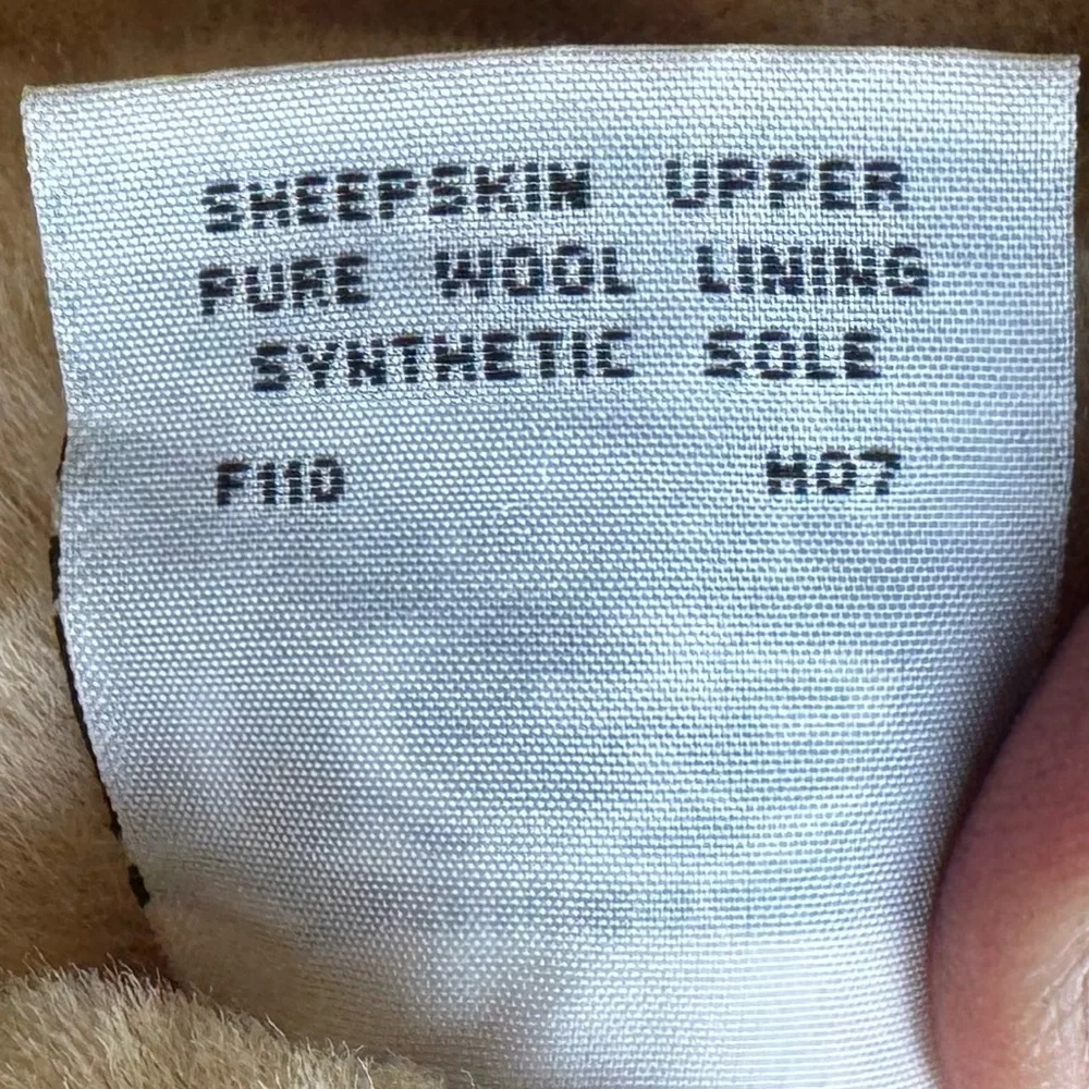 Ugg Australia 5245 Ultra Tall Classic Sheepskin Boots sz W9 made In New Zealand - Picture 9 of 9